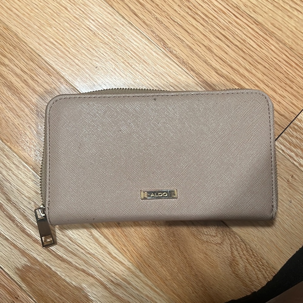 Nude leather Aldo wallet